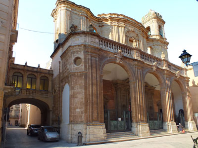 Entrata della Cattedrale San Lorenzo di Trapani