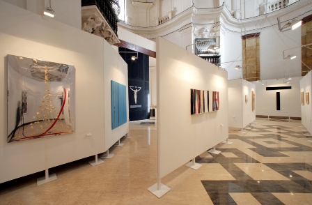 allestimento__across.jpg