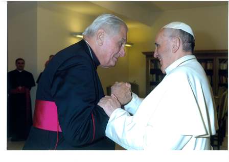 plotti_con_il_papa.jpg plotti_con_il_papa.jpg