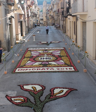 infiorata_calatafimi_per_sito.jpg