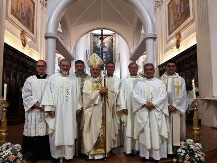 vescovo_convisitatori.jpg